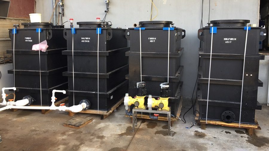 Rectangular Plastic Tanks — 2
