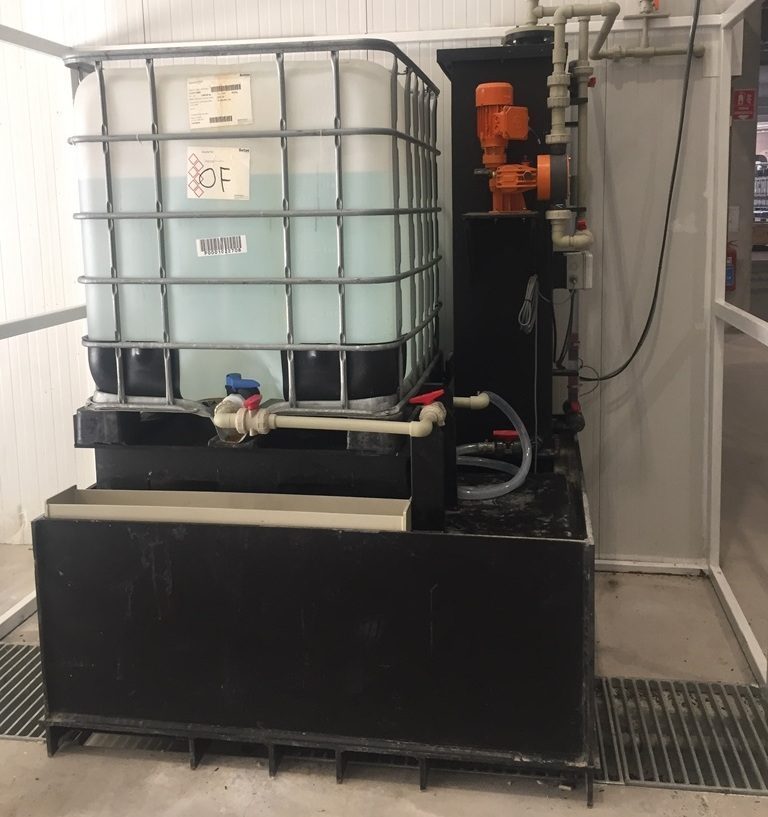 IBC Unloading Stations — 4